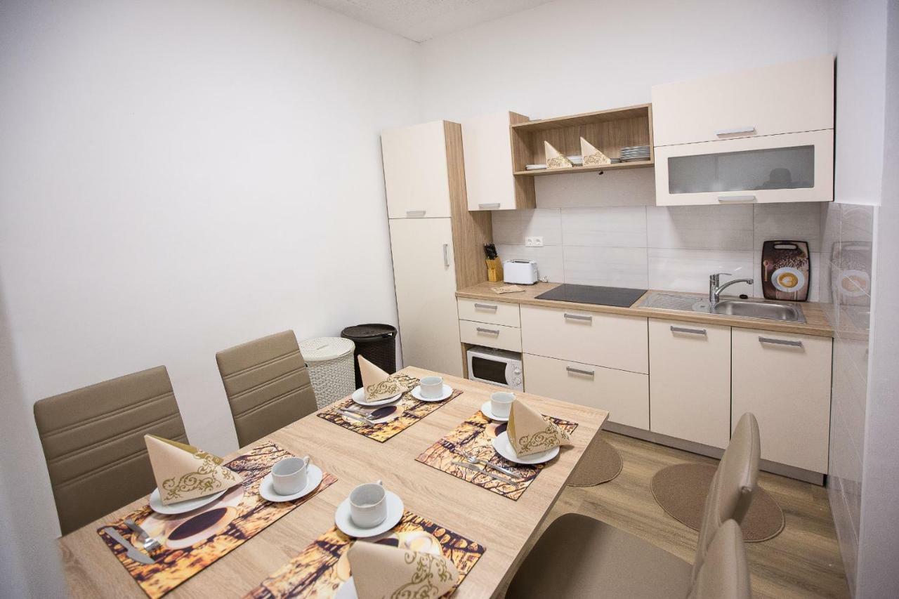 Minidorm Rooms In Heart Of City Center Maribor Luaran gambar